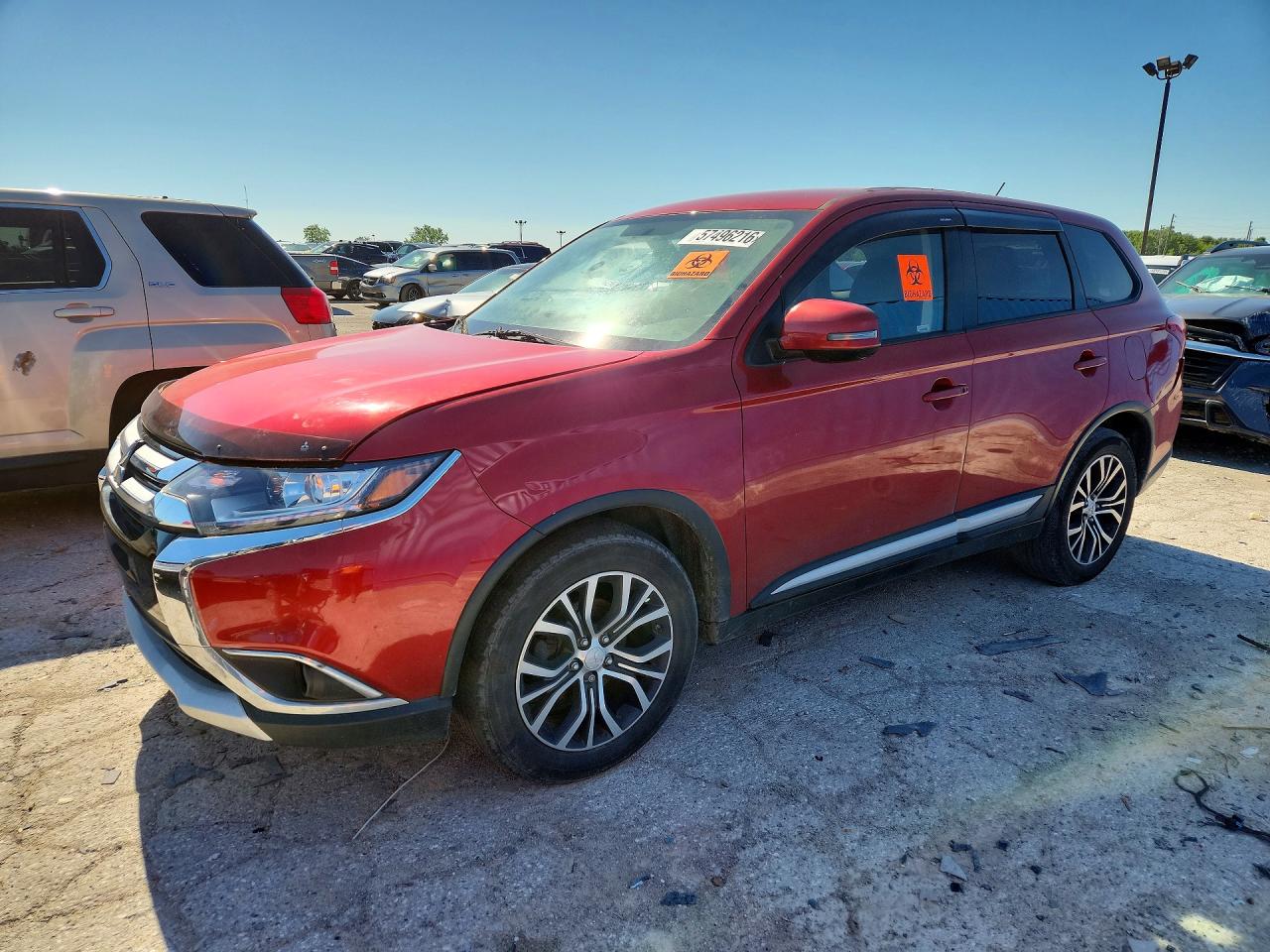 2016 Mitsubishi Outlander SE, VIN JA4AZ3A37GZ022310 — Зад