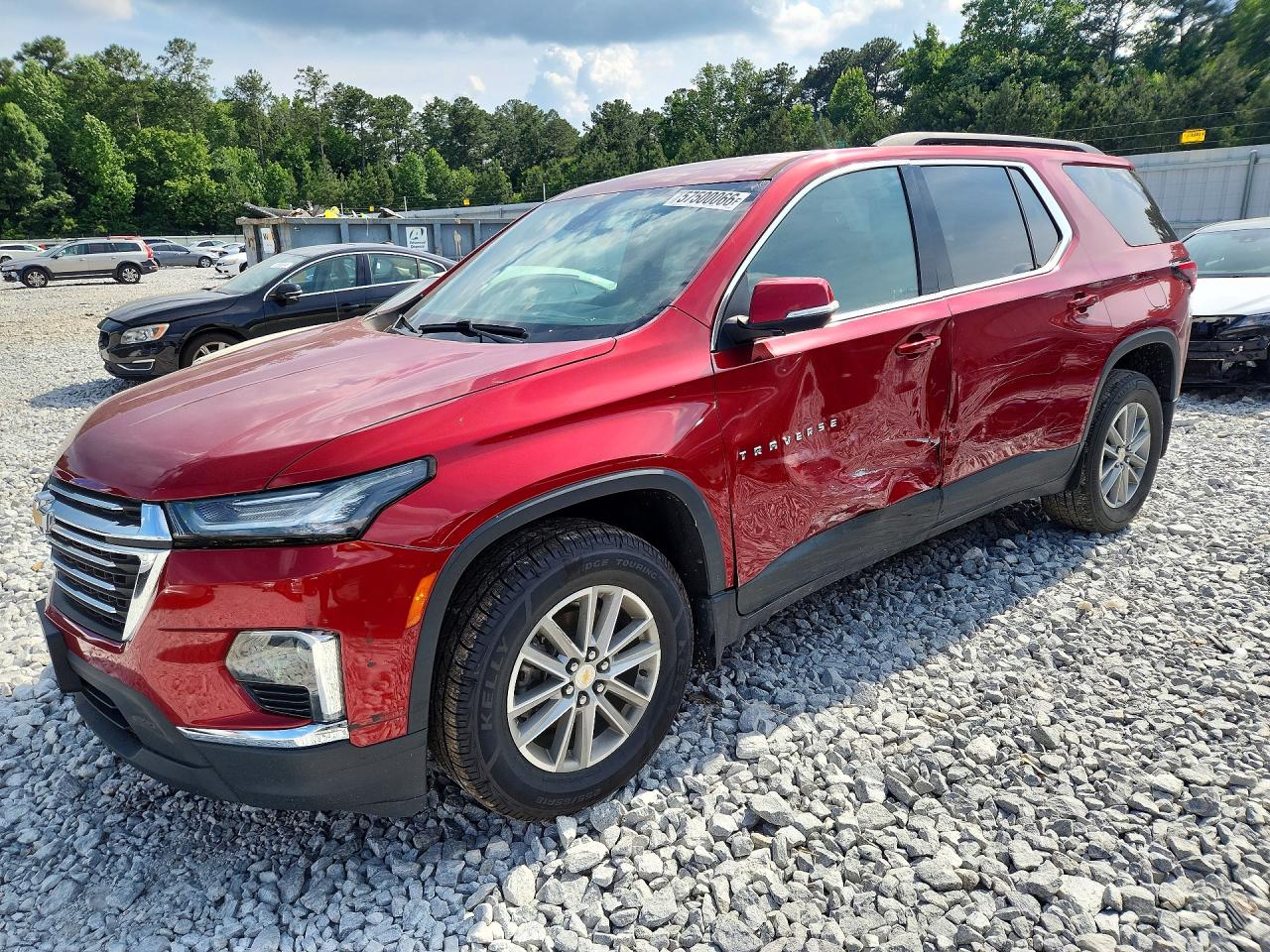 2023 Chevrolet Traverse LT Cloth, VIN 1GNERGKW2PJ245819 — Бок