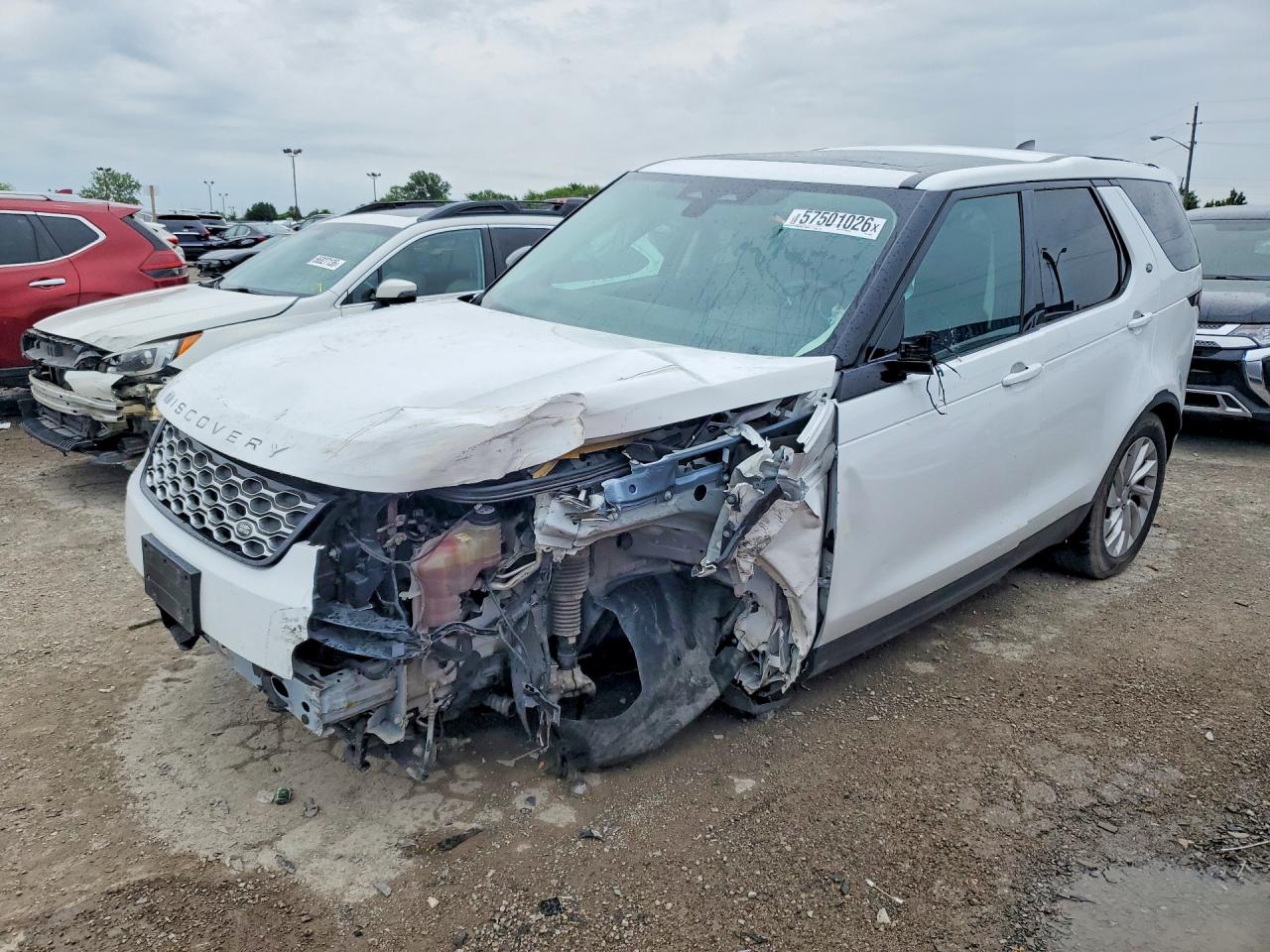 2024 Land Rover Discovery S, VIN SALRJ2EX7R2490680 — Front end