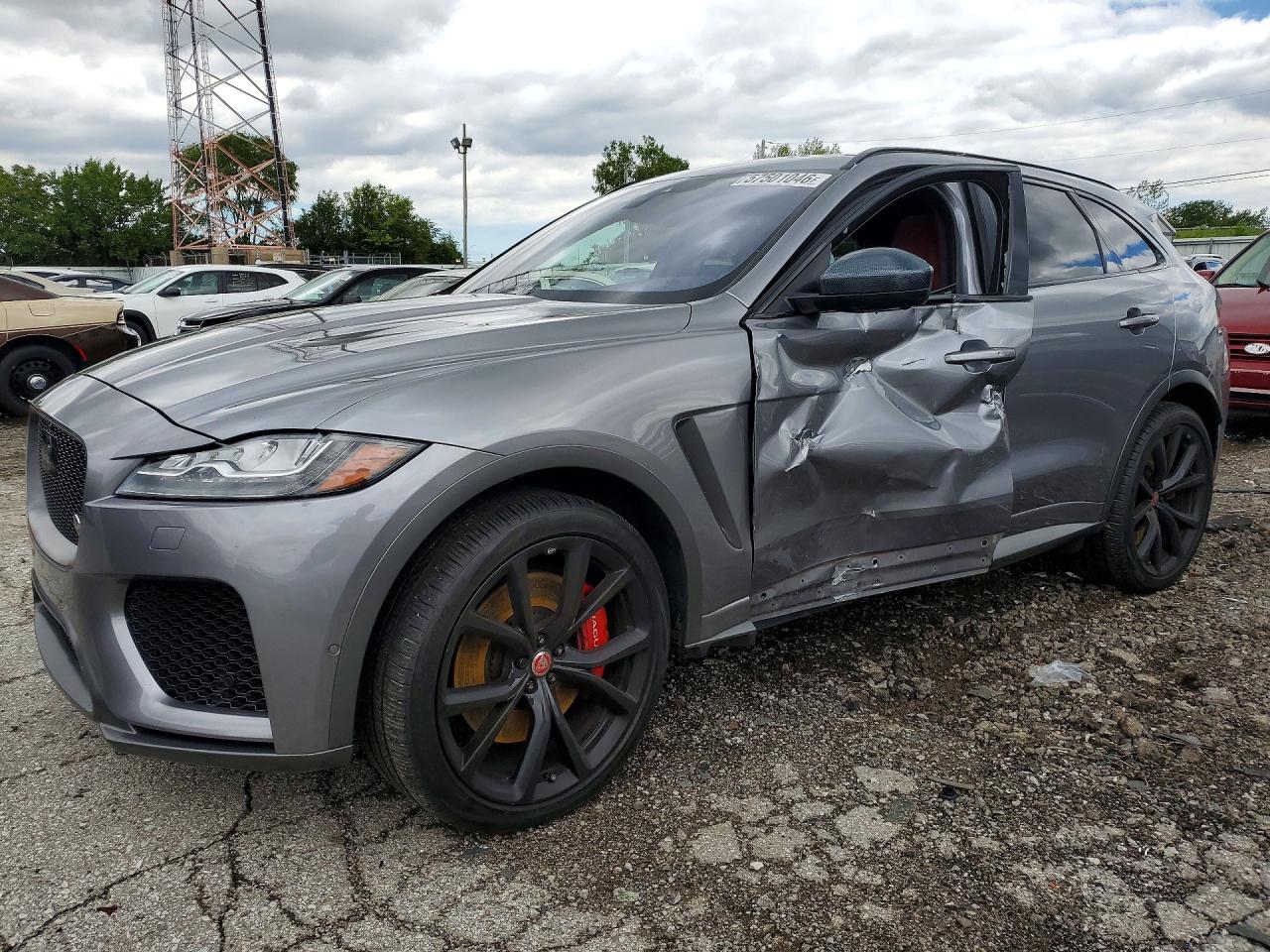 2020 Jaguar F-Pace SVR, VIN SADCZ2EE4LA639908 — Side