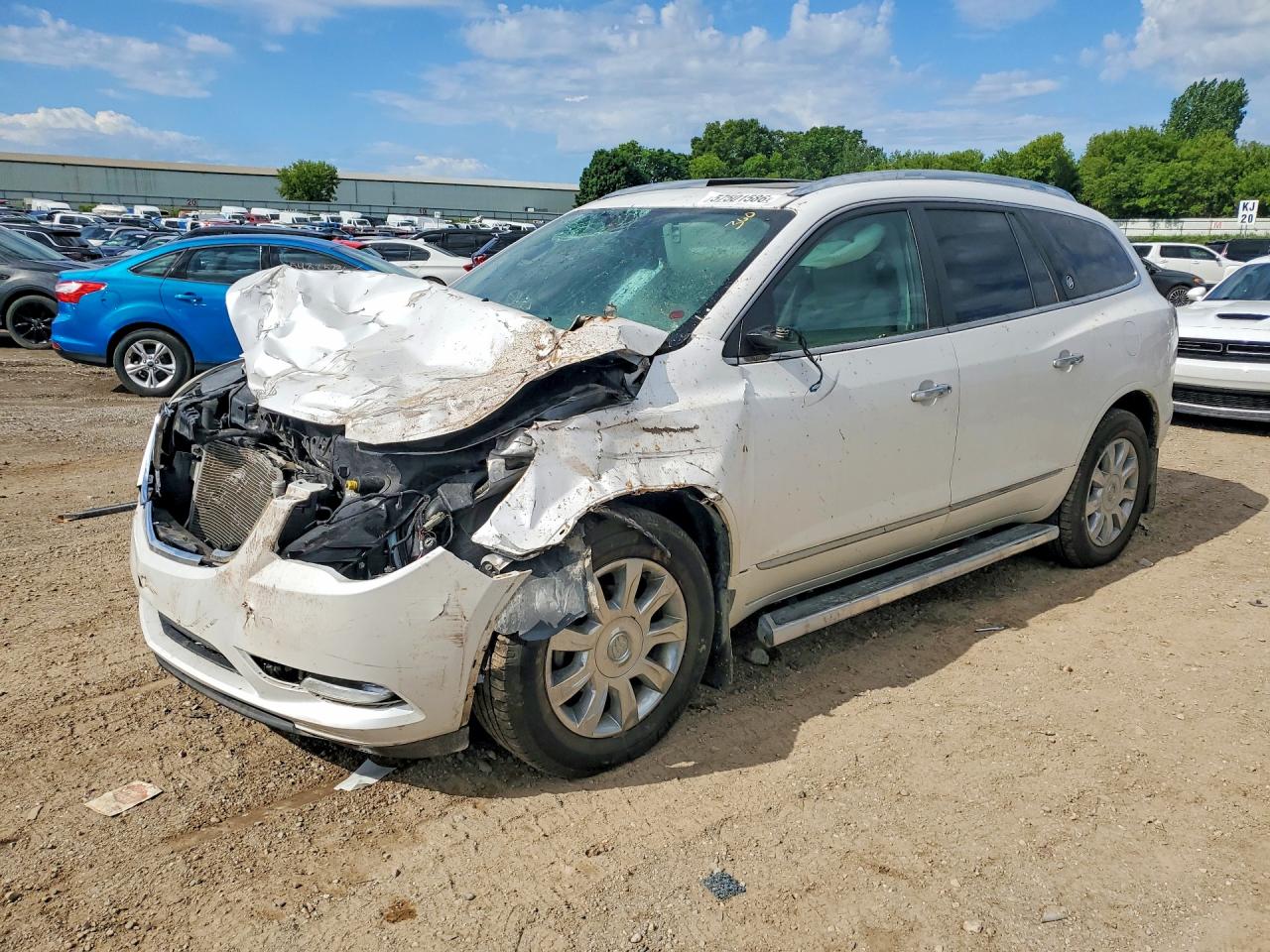 2016 Buick Enclave Leather, VIN 5GAKVBKD9GJ261140 — Front end