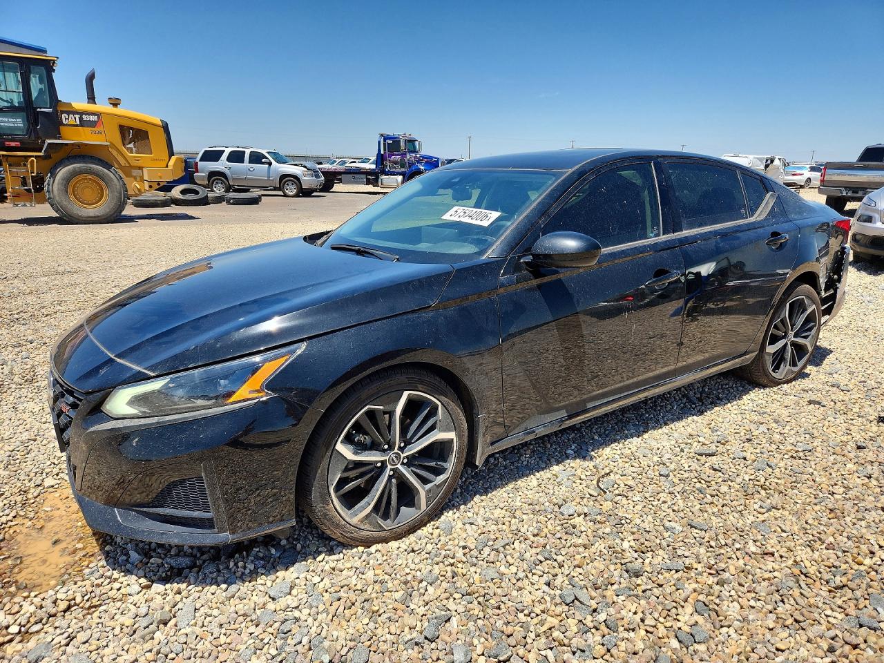 2023 Nissan Altima SR, VIN 1N4BL4CV8PN424219 — Front end