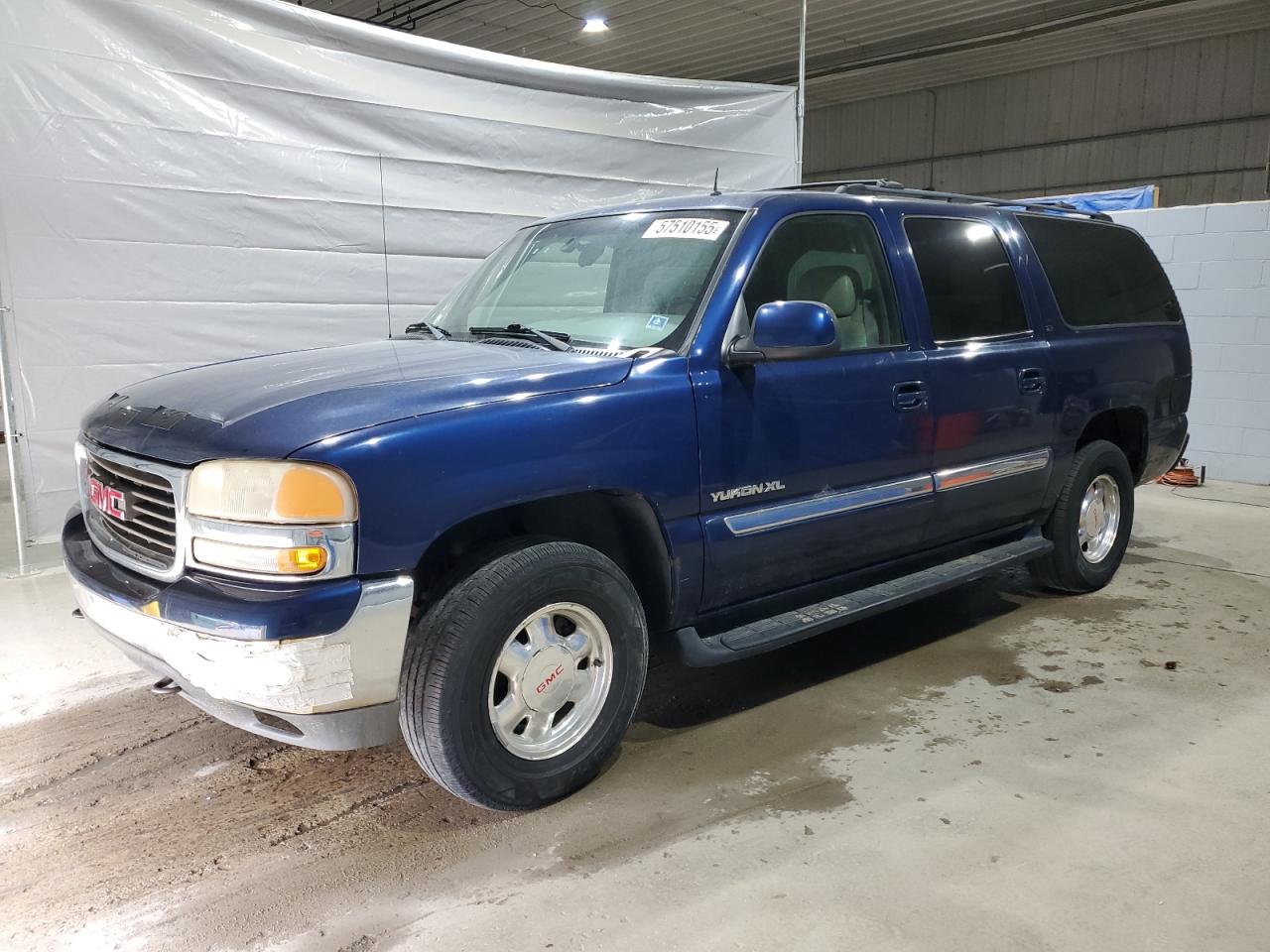 2002 GMC Yukon XL SLT, VIN 1GKFK16Z62J244060 — Normal wear