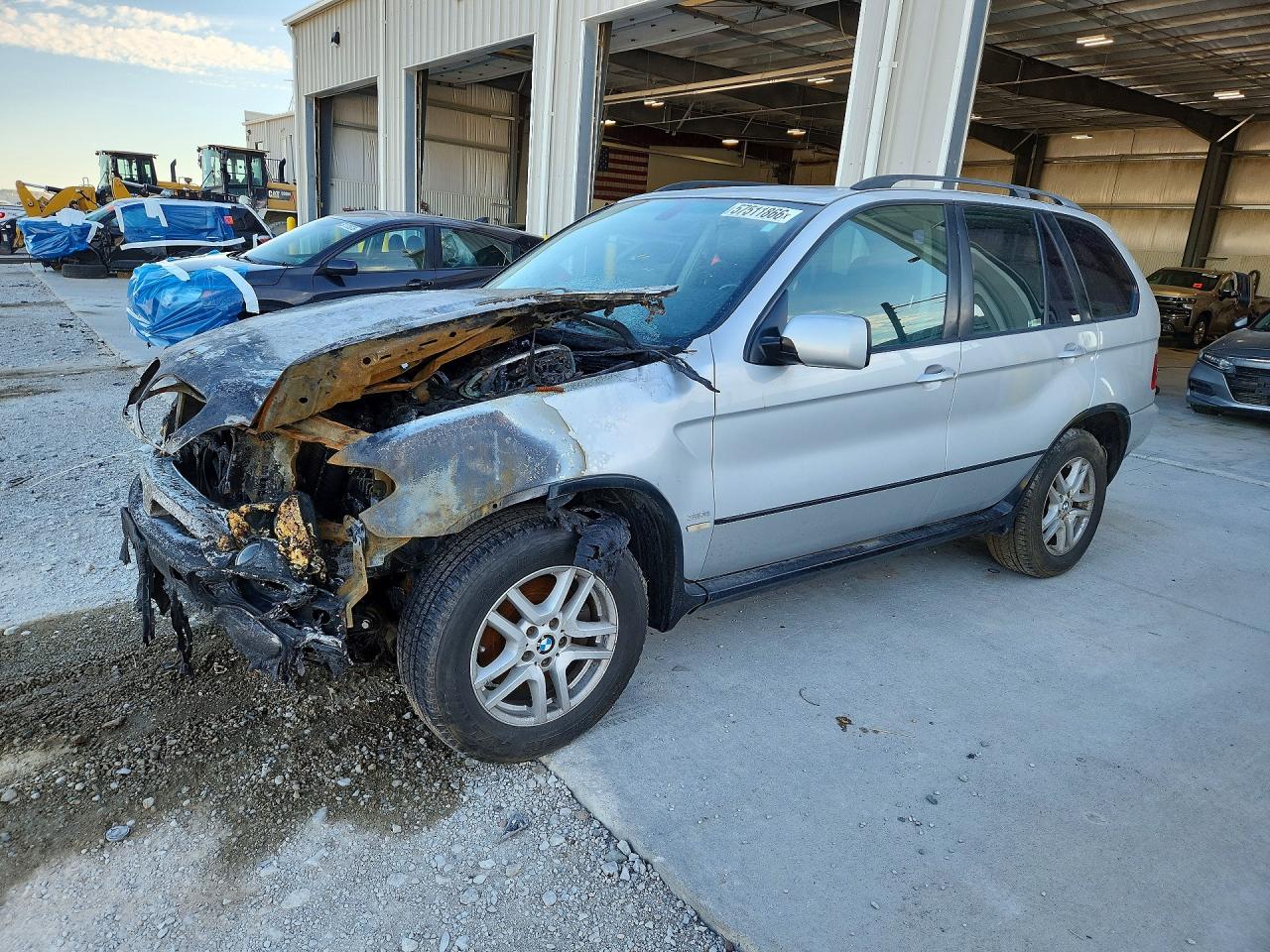 2006 BMW X5 3.0i, VIN 5UXFA13576LY27083 — Engine fire