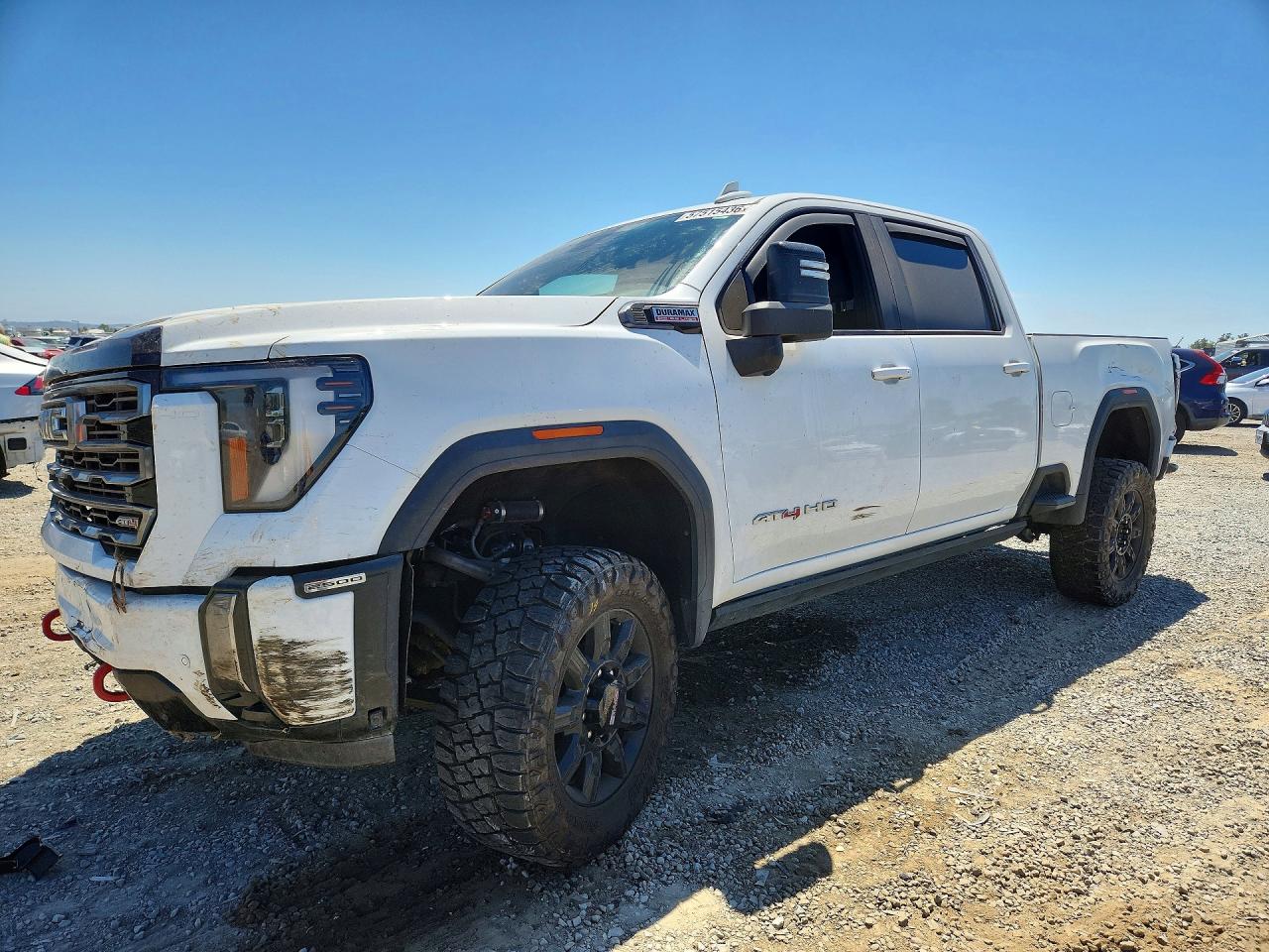 2024 GMC Sierra 2500HD AT4, VIN 1GT49PEY8RF100985 — Front end