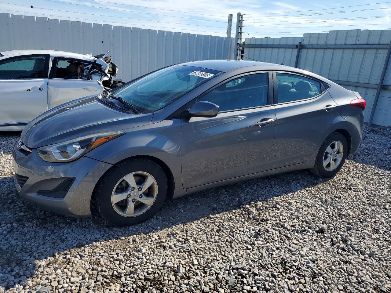 2014 Hyundai Elantra SE, VIN 5NPDH4AE5EH513590 — Vandalism