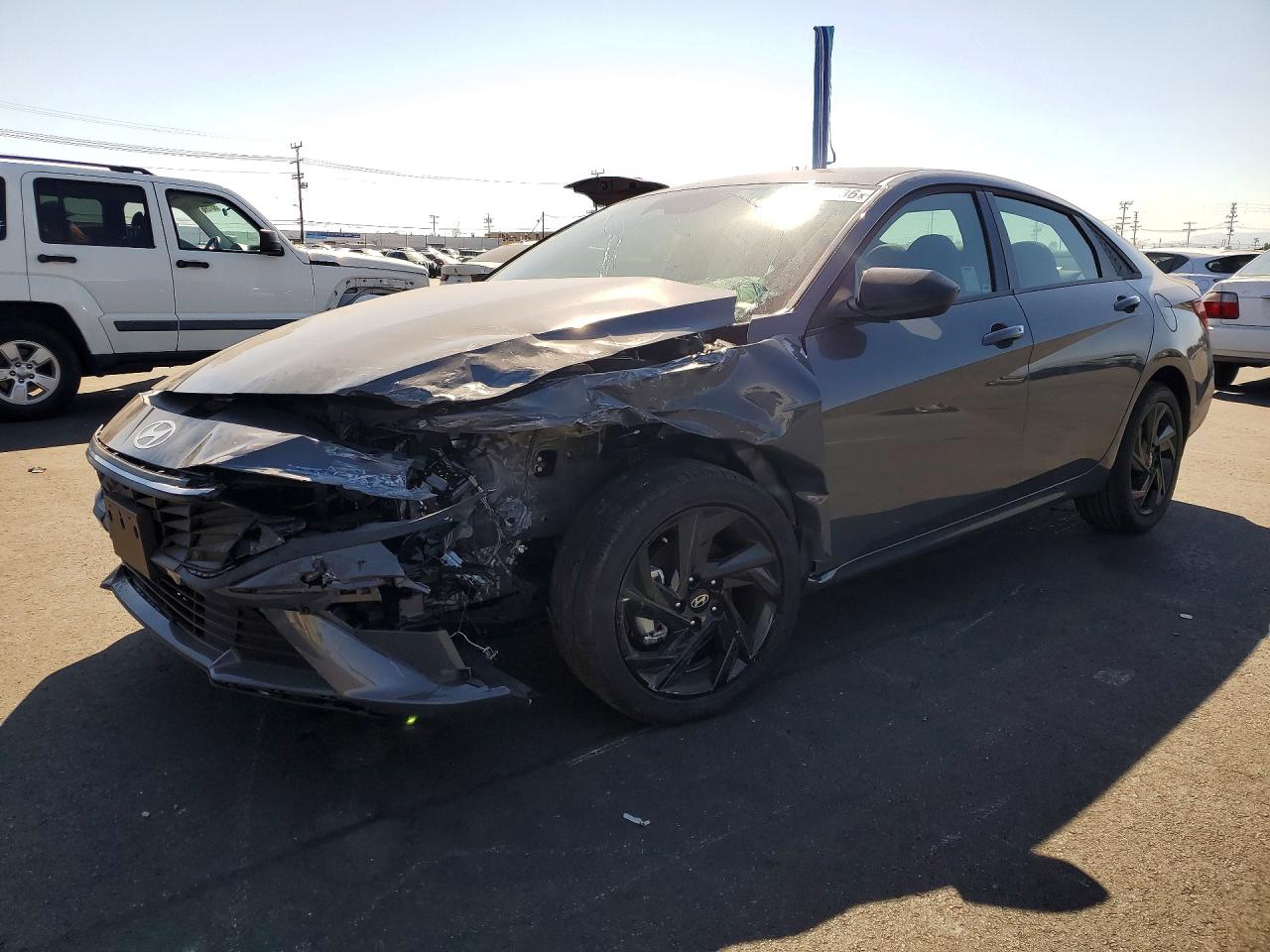 2026 Hyundai Elantra SEL Sport, VIN KMHLM4DGXTU177616 — Front end
