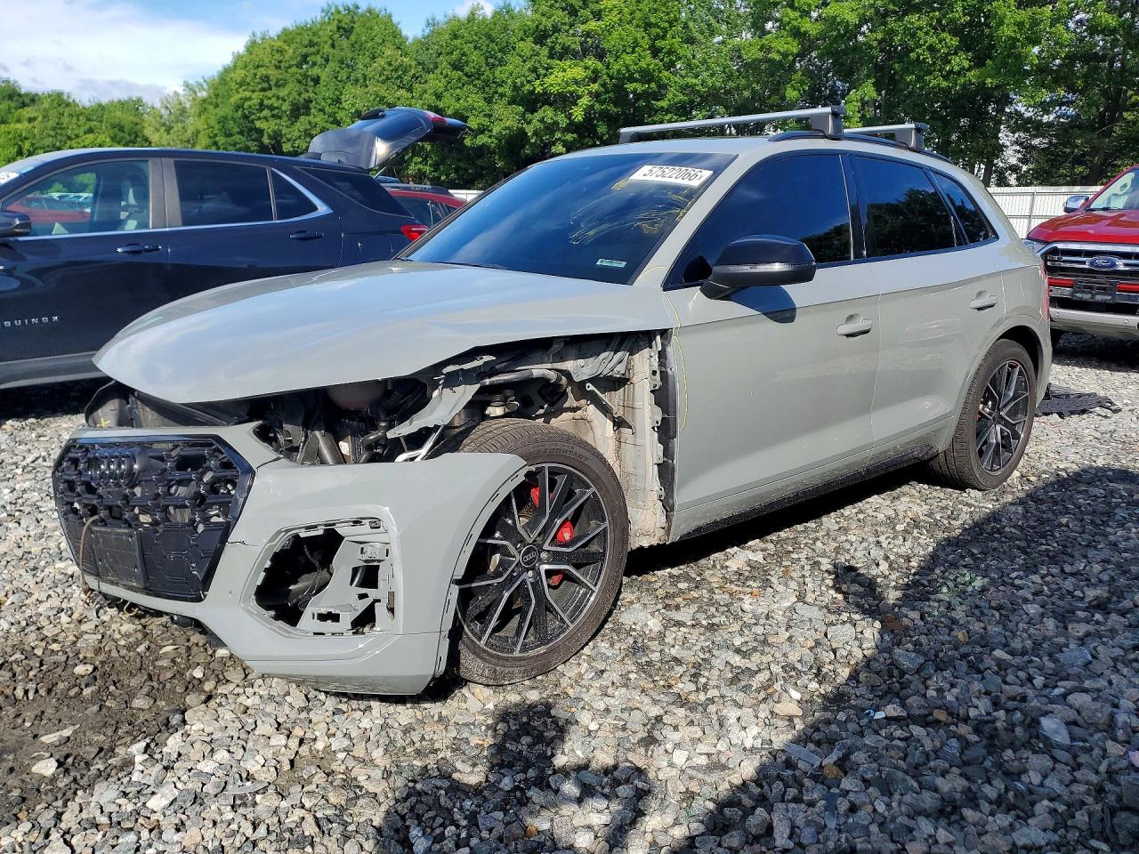 2021 Audi SQ5 Premium Plus, VIN WA1B4AFY9M2020591 — Перед