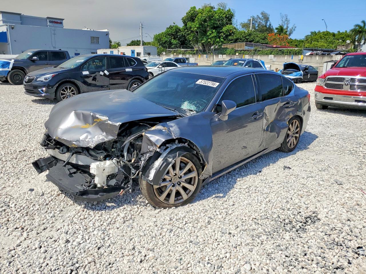 2013 Lexus GS 350, VIN JTHBE1BL8D5021709 — Перед