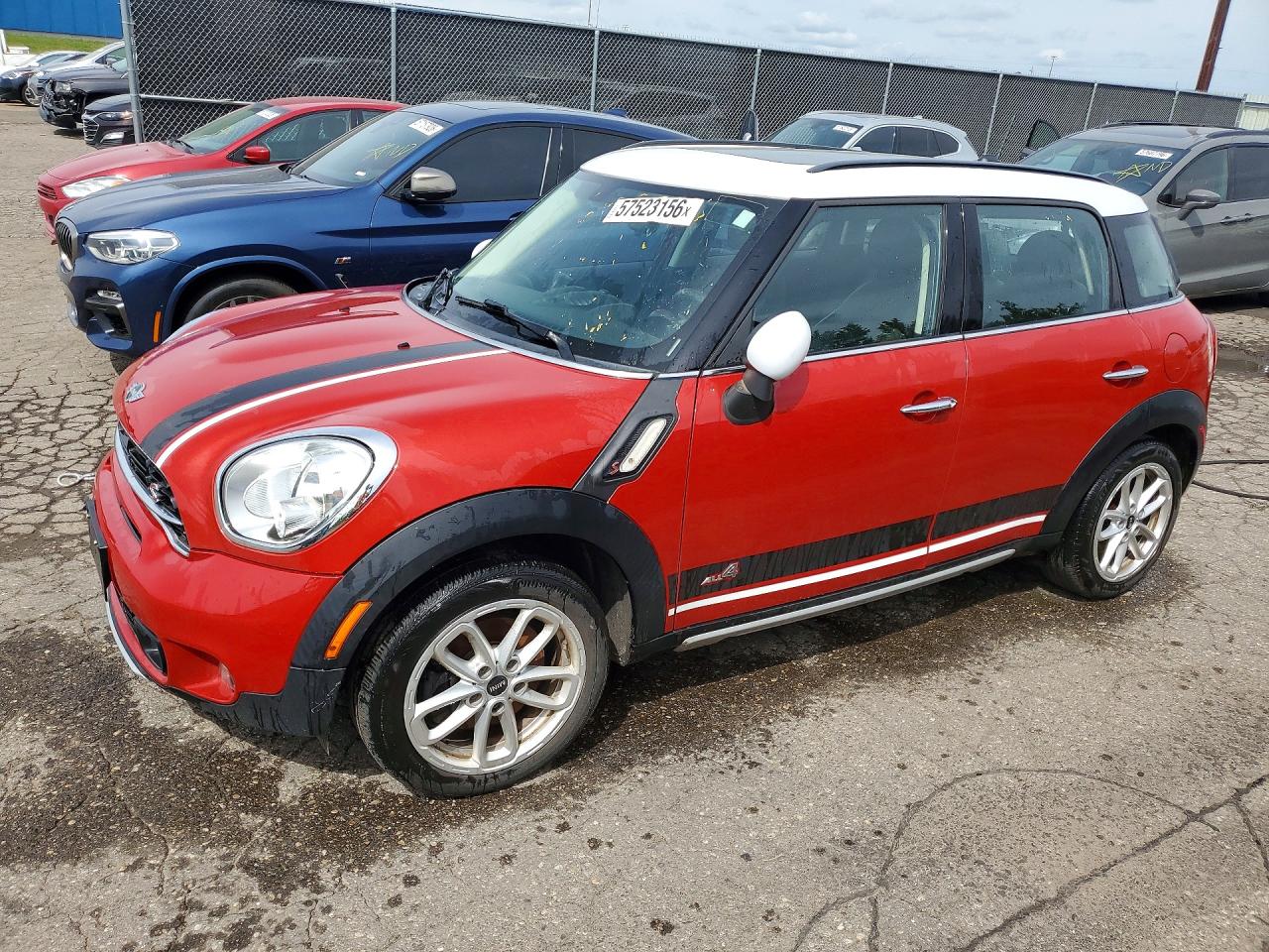 2015 MINI Countryman S, VIN WMWZC5C50FWP44607 — Minor dents and scratches