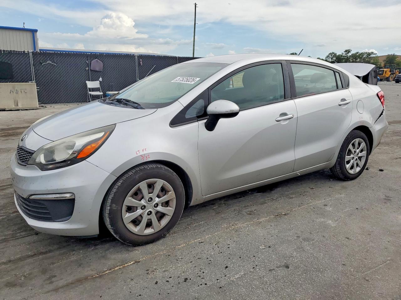 2016 Kia Rio LX, VIN KNADM4A37G6562763 — Rear end