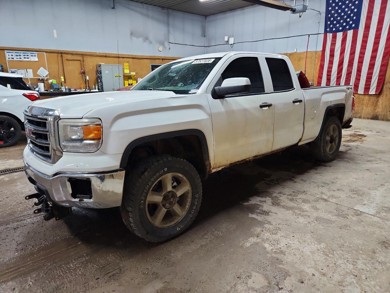 2014 GMC Sierra 1500, VIN 1GTV2TEC2EZ164518 — Side