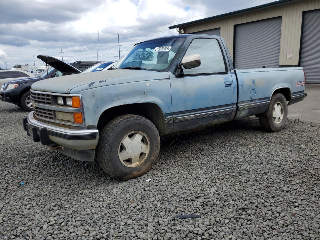 1988 Chevrolet K1500, VIN 2GCEK14K8J1274070 — Mechanical