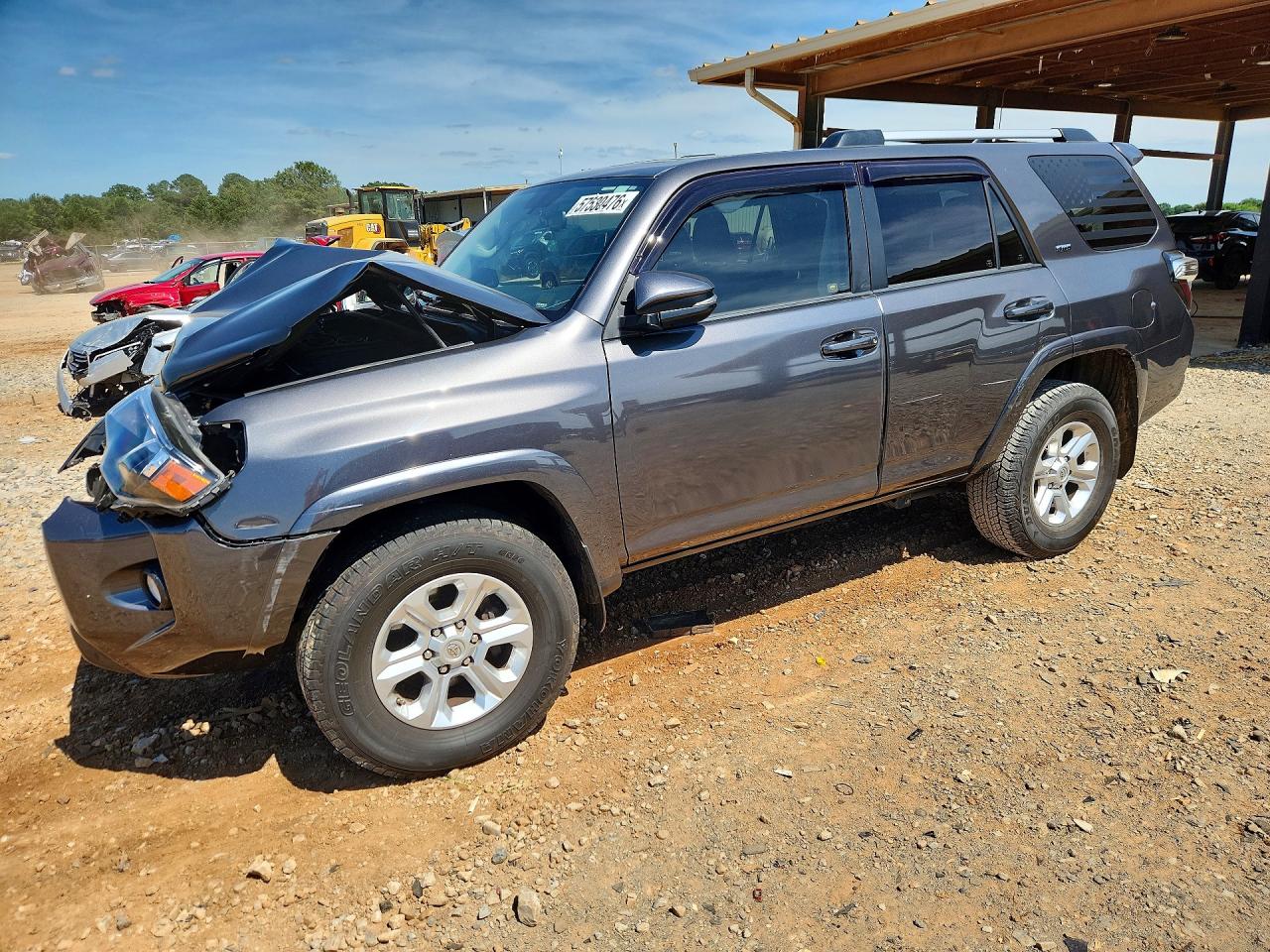 2019 Toyota 4Runner SR5 Premium, VIN JTEBU5JR6K5721044 — Front end