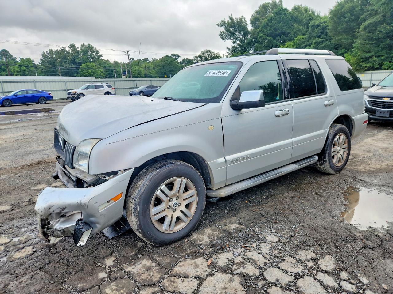 2010 Mercury Mountaineer Premier, VIN 4M2EN4JE0AUJ06185 — Front end