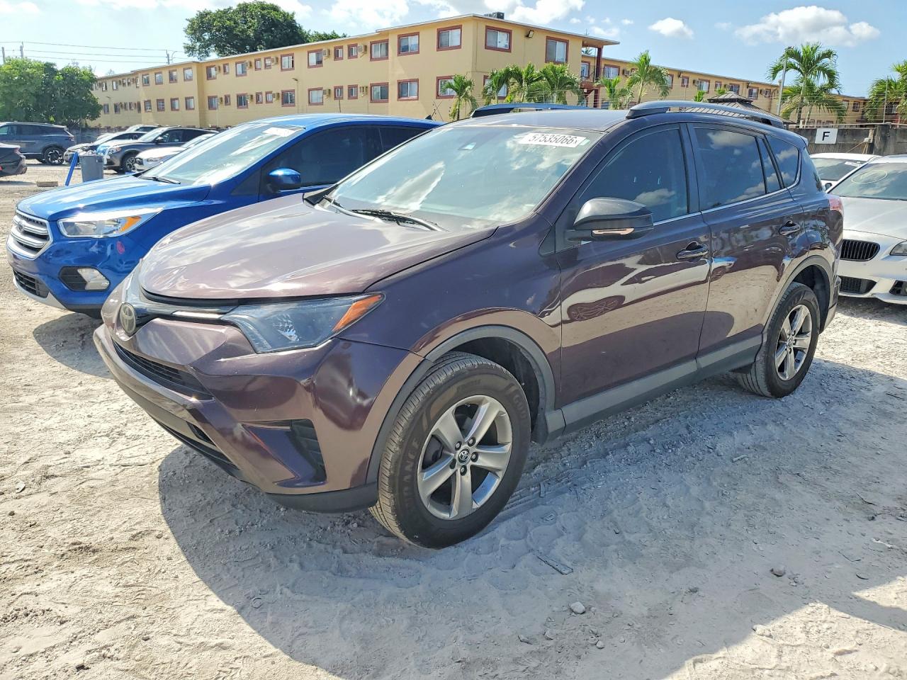 2018 Toyota RAV4 LE, VIN 2T3ZFREV5JW445670 — Minor dents and scratches