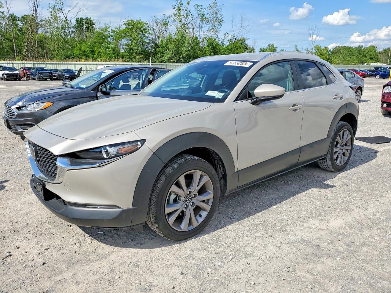 2023 Mazda CX-30 S Select, VIN 3MVDMBBM7PM574425 — Front end