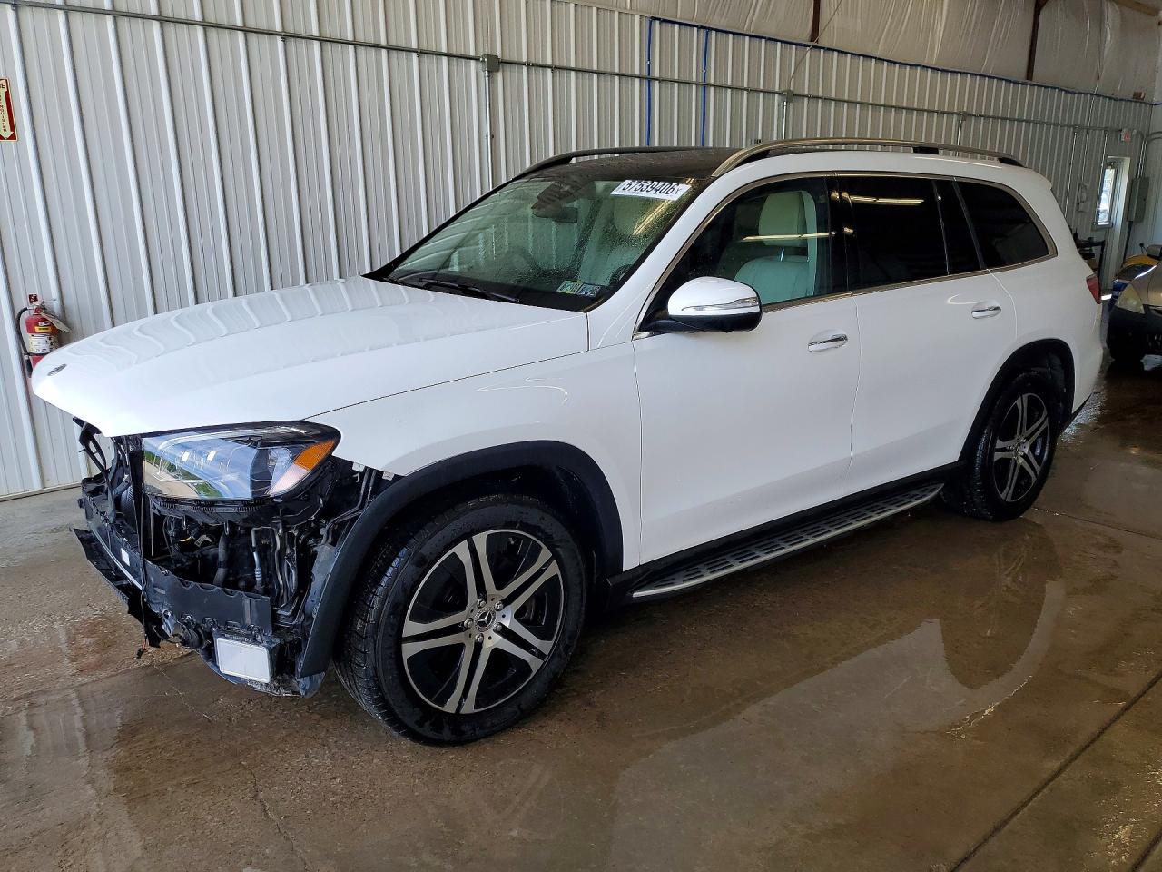 2021 Mercedes-Benz GLS 450, VIN 4JGFF5KE1MA430579 — Front end