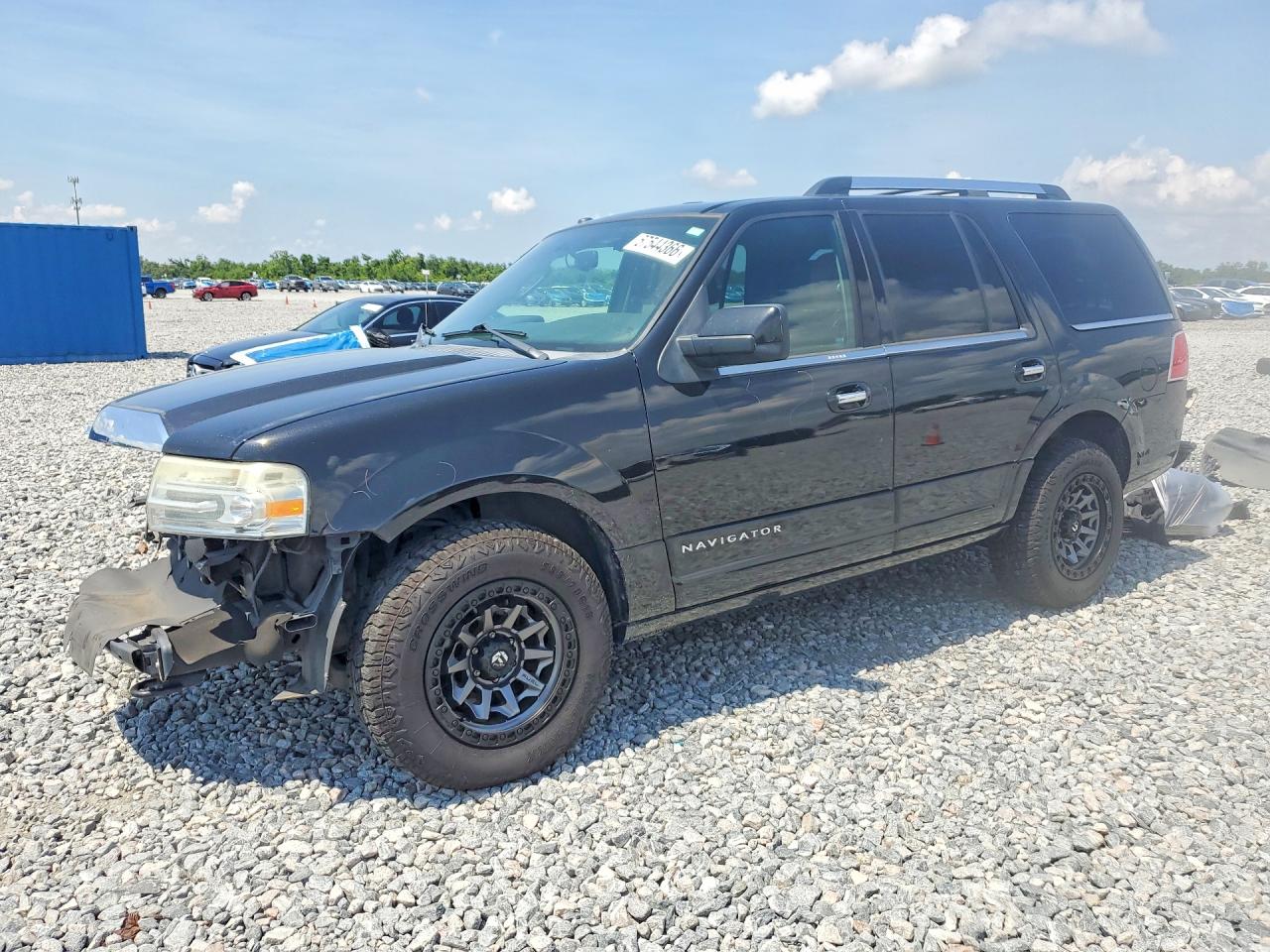 2013 Lincoln Navigator, VIN 5LMJJ2J56DEL04765 — Перед