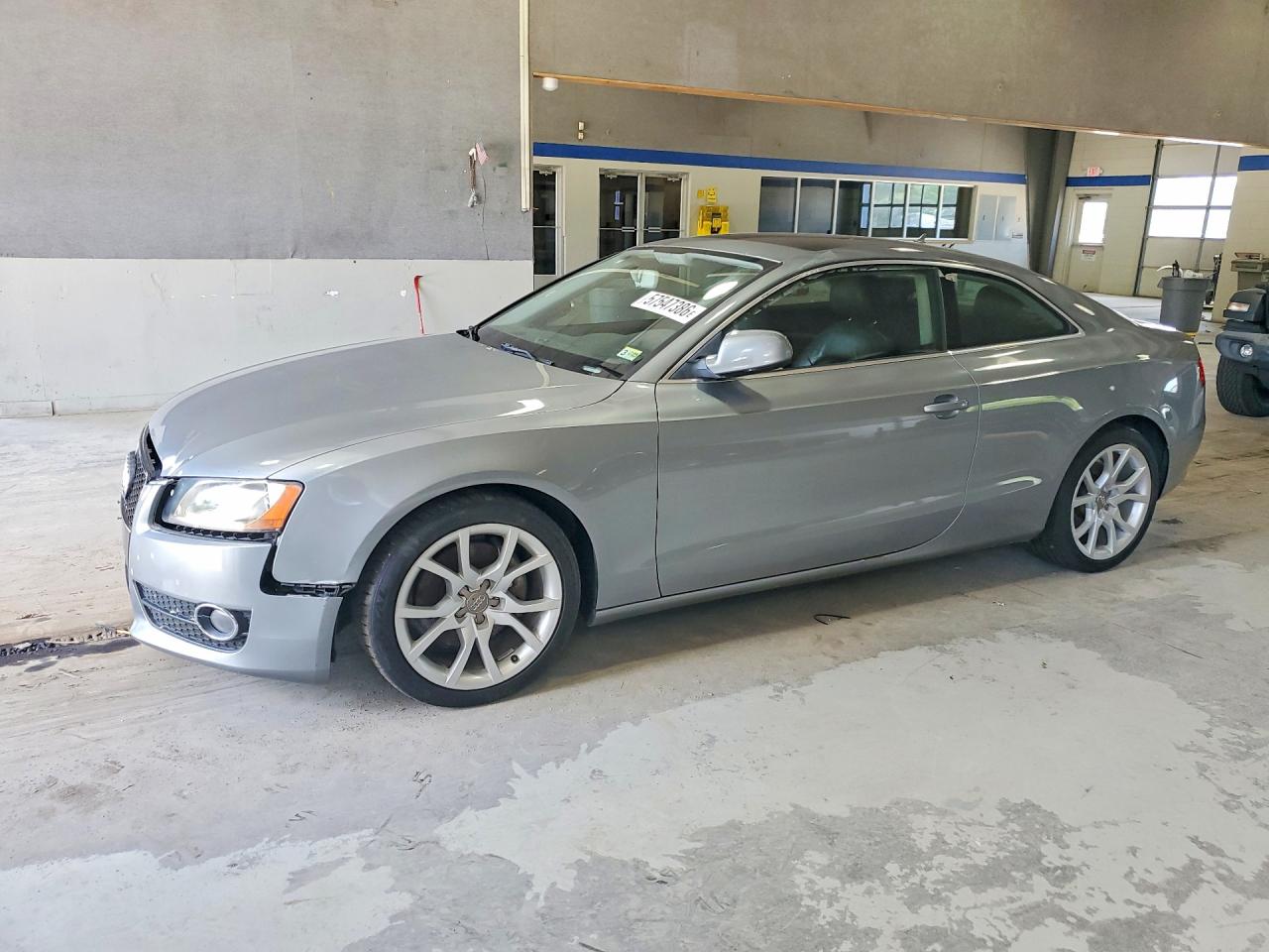 2010 Audi A5 Premium, VIN WAUCFAFR7AA015028 — Rear end