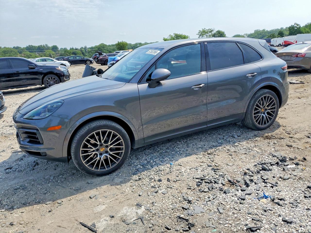 2020 Porsche Cayenne, VIN WP1AA2AY5LDA01948 — Перед