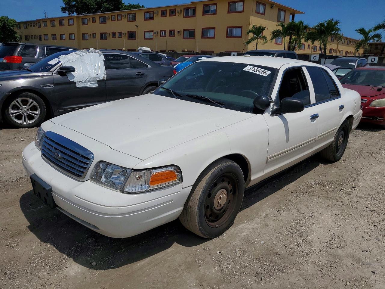 2010 Ford Police Interceptor, VIN 2FABP7BV2AX135608 — Rear end