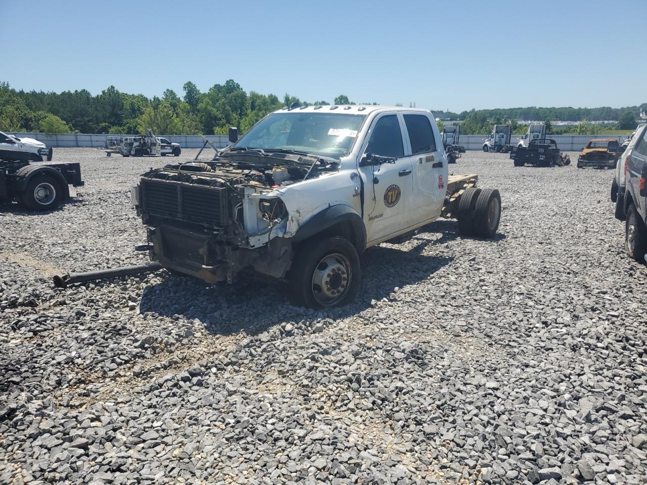 2022 Ram 5500 Tradesman, VIN 3C7WRNELXNG255664 — Front end