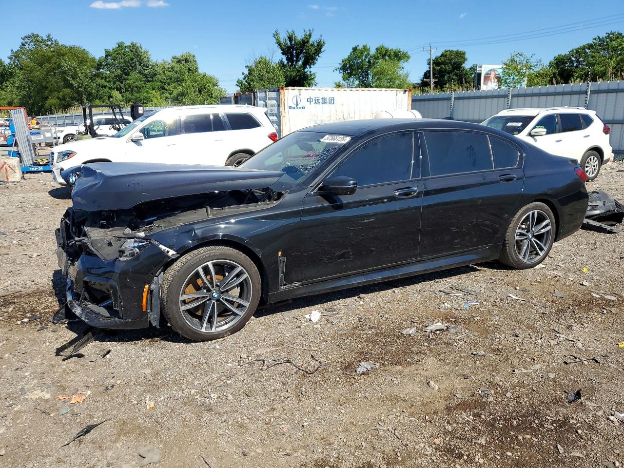 2021 BMW 7 Series 750i xDrive, VIN WBA7U2C04MCE60972 — Front end