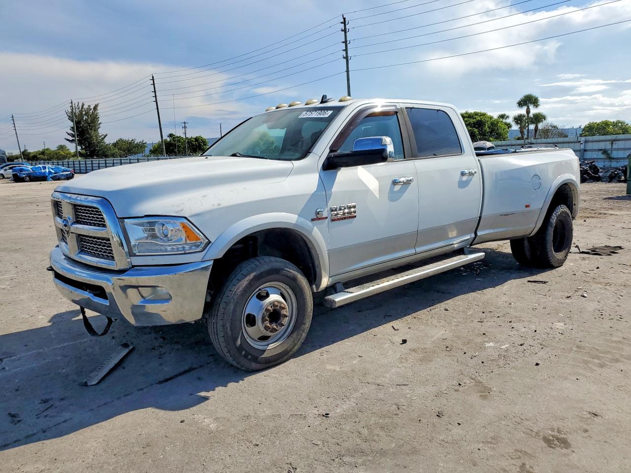 2015 Ram 3500 Laramie, VIN 3C63RRJL5FG542271 — Механическое