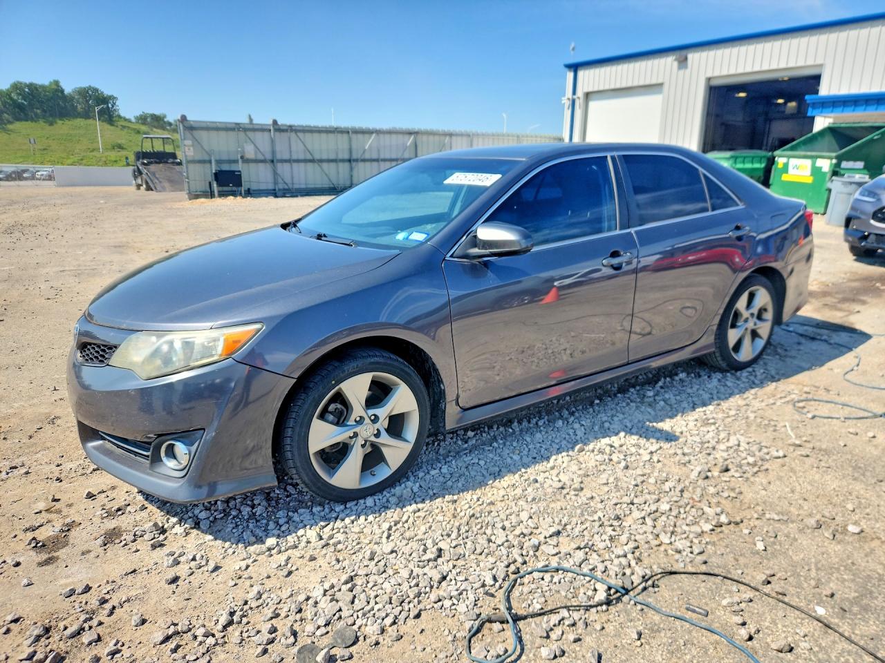 2012 Toyota Camry XLE, VIN 4T1BK1FK2CU014640 — Град