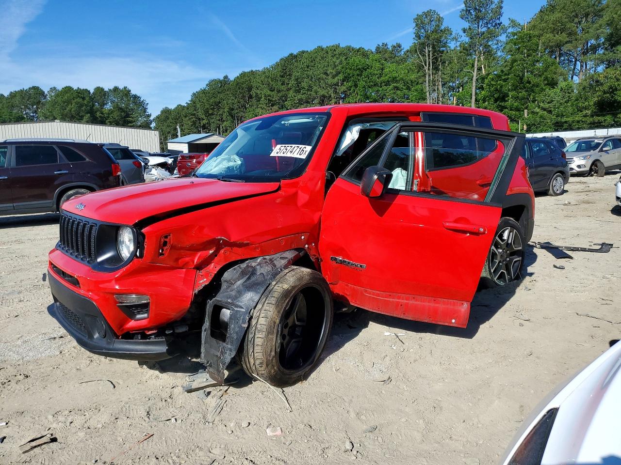 2020 Jeep Renegade Jeepster, VIN ZACNJBAB2LPL99701 — Перед