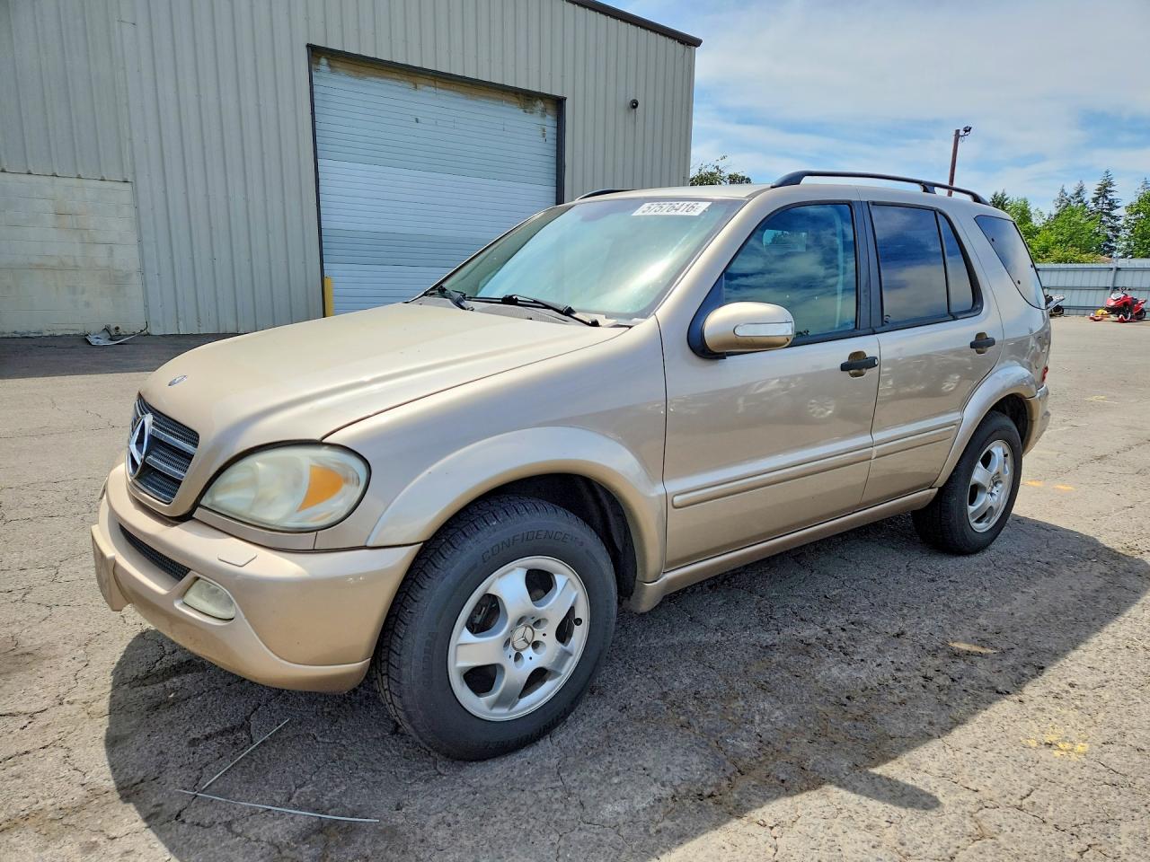 2004 Mercedes-Benz M 350, VIN 4JGAB57EX4A502958 — Перед