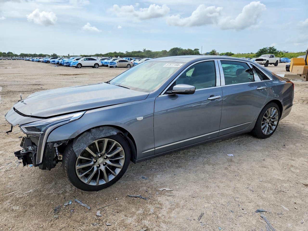 2020 Cadillac CT6 Luxury, VIN 1G6KB5RS6LU102844 — Front end