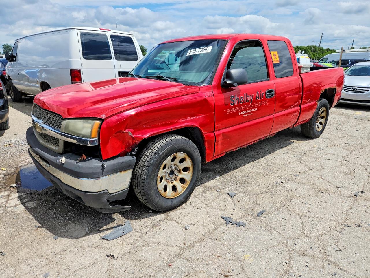 2005 Chevrolet Silverado 1500 Work Truck, VIN 1GCEC19X85Z314209 — Front end