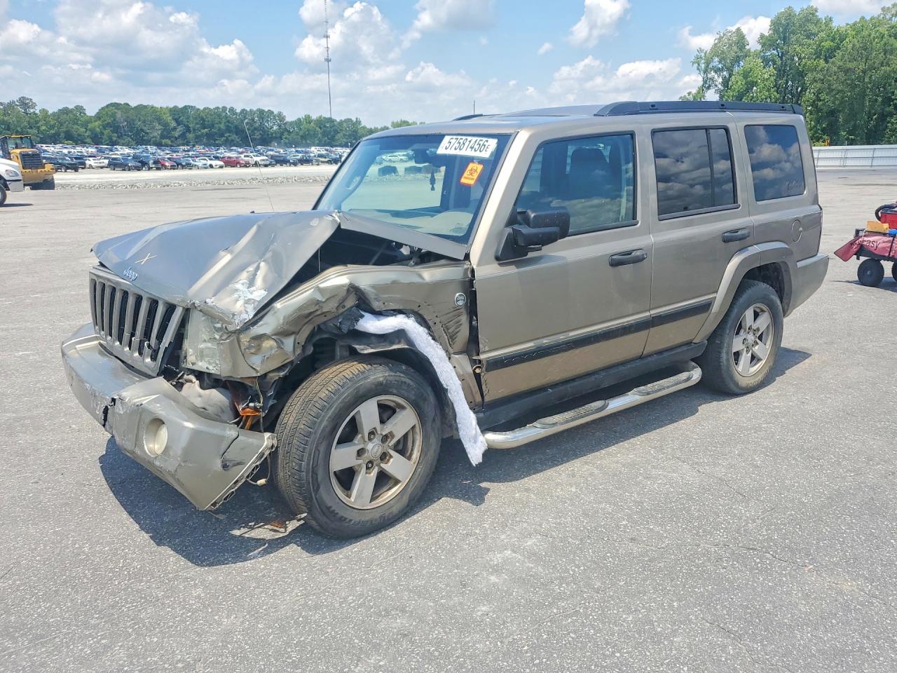 2006 Jeep Commander, VIN 1J8HG48N76C275421 — Front end