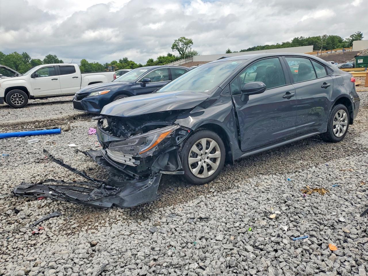 2026 Toyota Corolla LE, VIN 5YFB4MDE5TP429381 — Перед