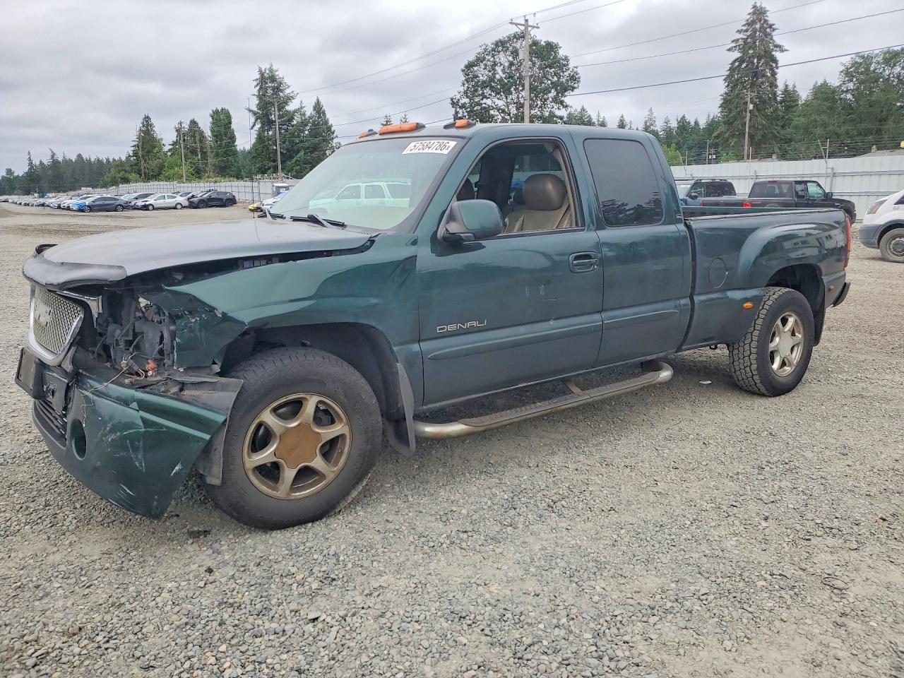 2003 GMC Sierra Denali, VIN 2GTFK69U831160701 — Front end