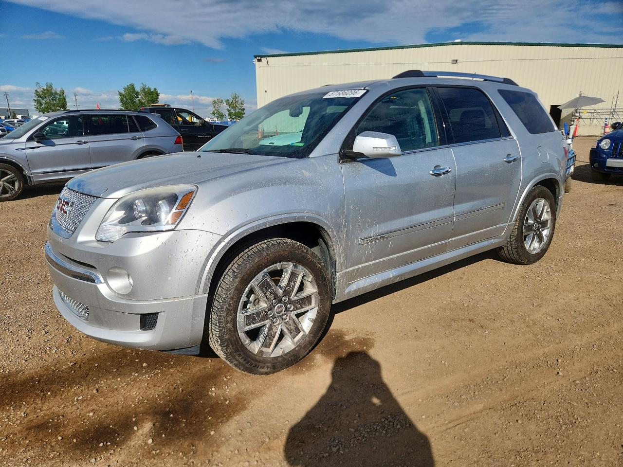 2012 GMC Acadia Denali, VIN 1GKKVTED5CJ316634 — Side