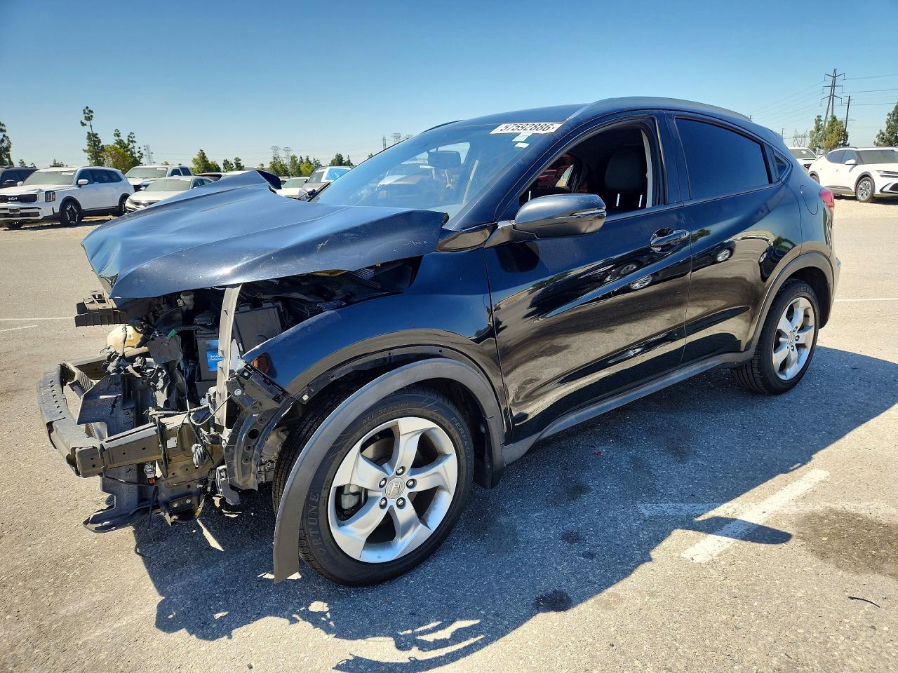 2016 Honda HR-V EX-L, VIN 3CZRU5H7XGM719042 — Front end