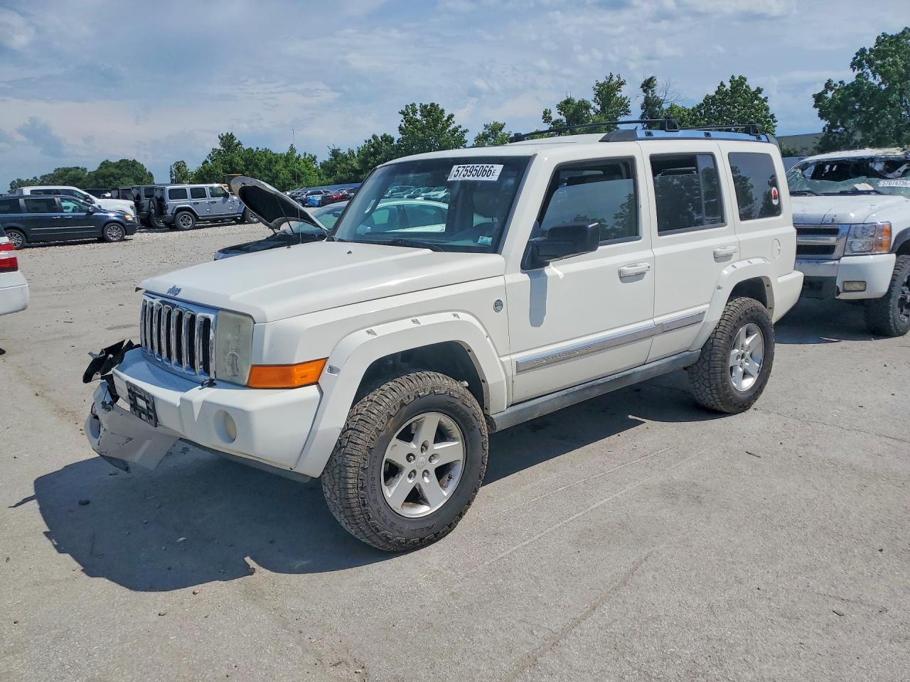 2006 Jeep Commander Limited, VIN 1J8HG582X6C123774 — Front end