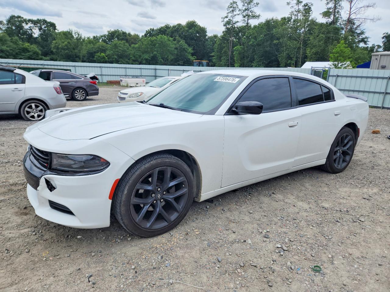 2021 Dodge Charger SXT, VIN 2C3CDXBGXMH562580 — Front end