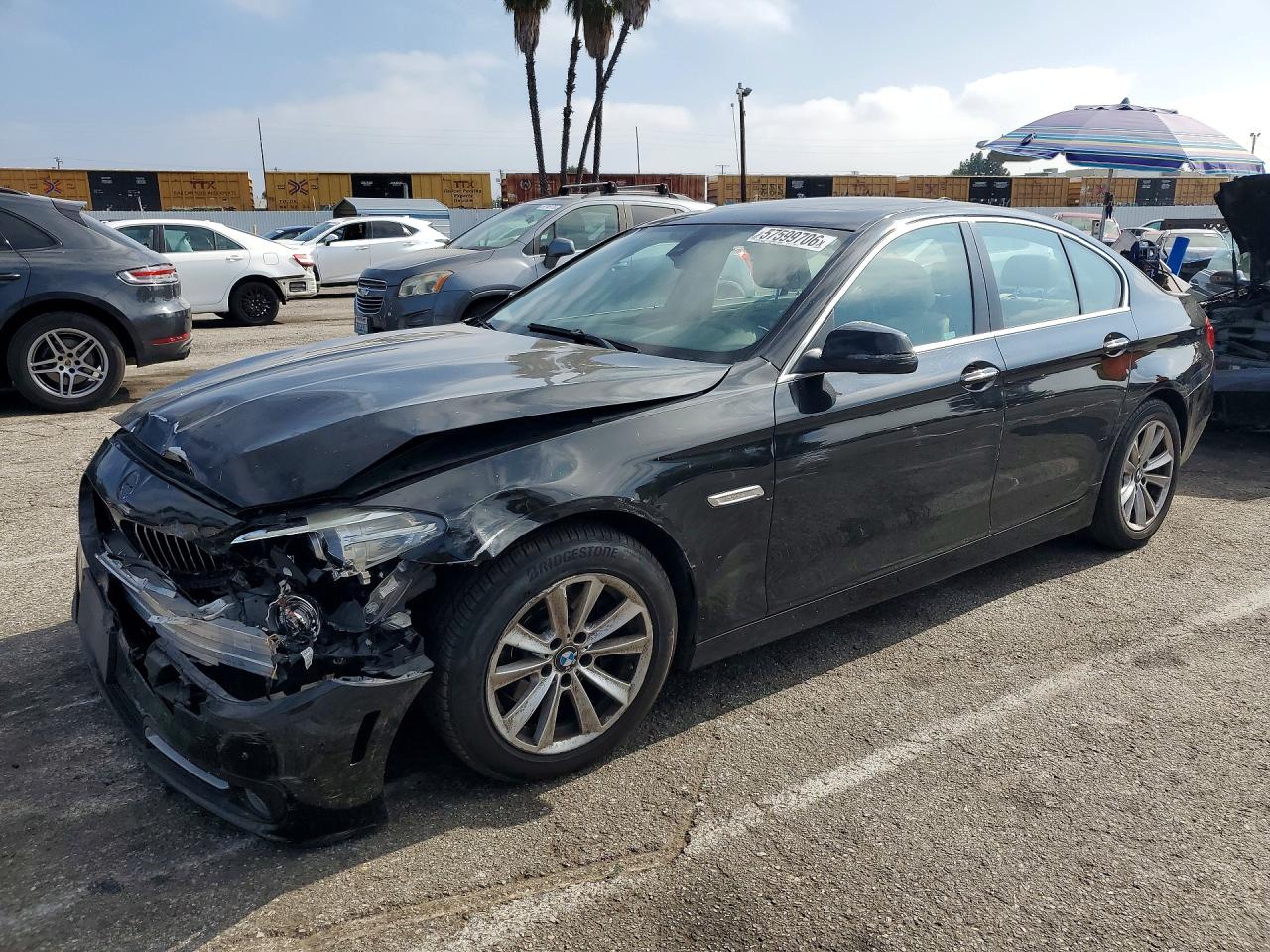 2016 BMW 5 Series 528i, VIN WBA5A5C56GD527824 — Front end