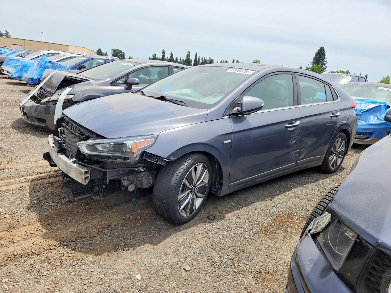 2018 Hyundai Ioniq Limited, VIN KMHC05LC1JU060147 — Перед