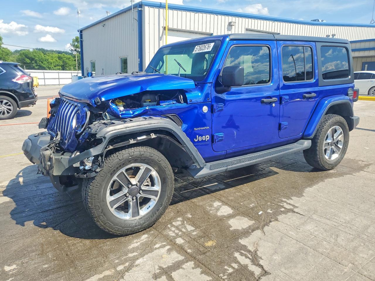 2018 Jeep Wrangler Unlimited Sahara, VIN 1C4HJXEG1JW228411 — Front end