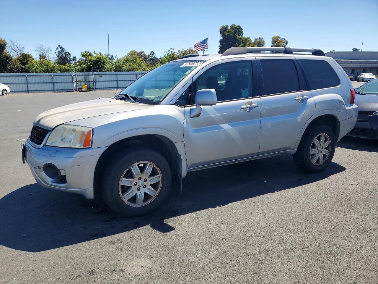2011 Mitsubishi Endeavor LS, VIN 4A4JN2AS5BE031521 — Rear end