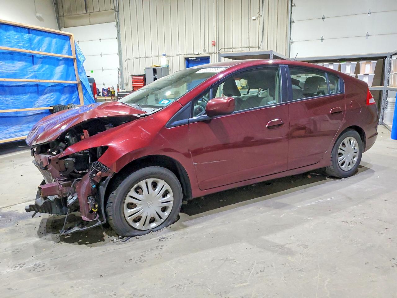 2011 Honda Insight, VIN JHMZE2H35BS008104 — Front end