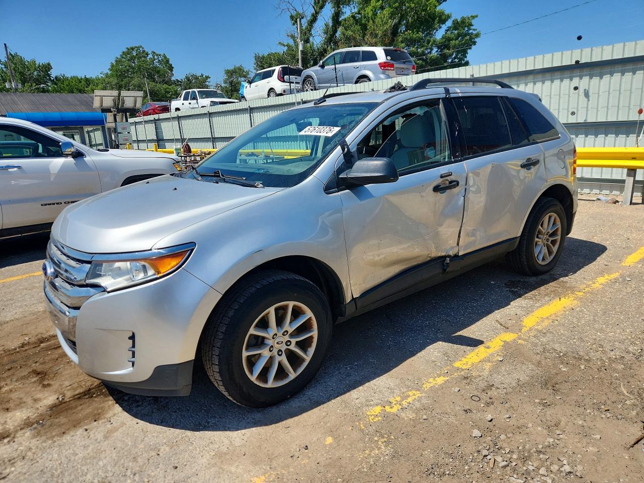 2013 Ford Edge SE, VIN 2FMDK3GC1DBB70493 — Side