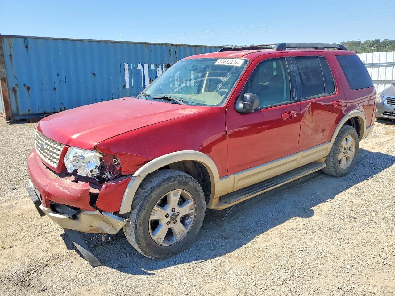 2005 Ford Explorer Eddie Bauer, VIN 1FMDU74W75UA15197 — Перед