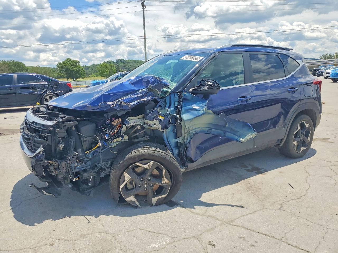 2024 Kia Seltos EX, VIN KNDERCAA8R7565976 — Front end