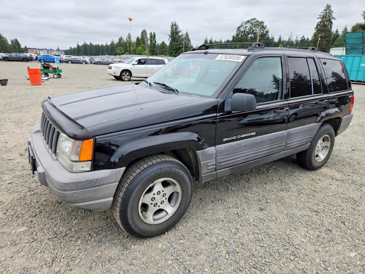 1998 Jeep Grand Cherokee Laredo, VIN 1J4GZ58SXWC372695 — Normal wear